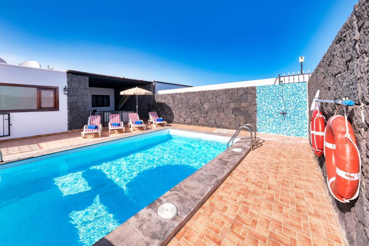 Villa Aurelia-Pool, Jacuzzi And Solarium Playa Blanca  Exterior photo